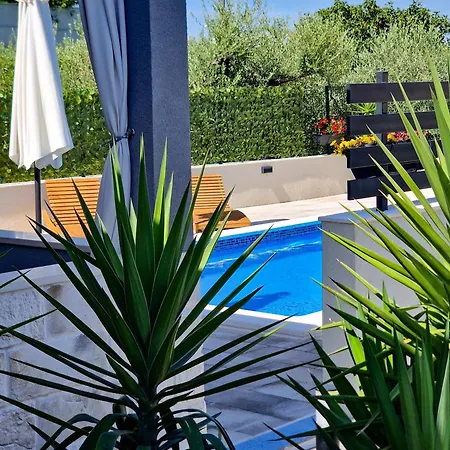 Casa Bella With Private Pool Сasa de vacaciones *