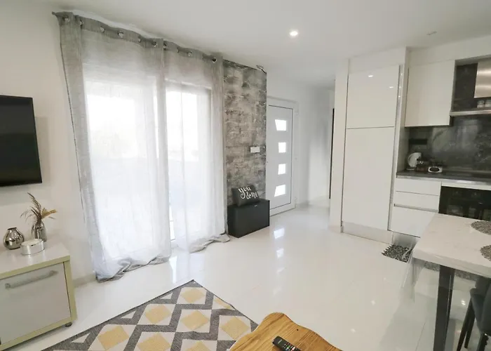 Vakantiehuis Casa Bella With Private Pool