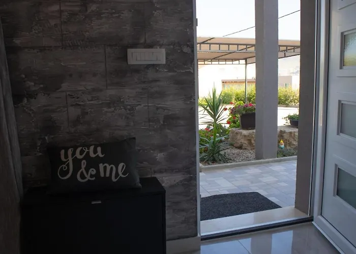 Vakantiehuis Casa Bella With Private Pool Split