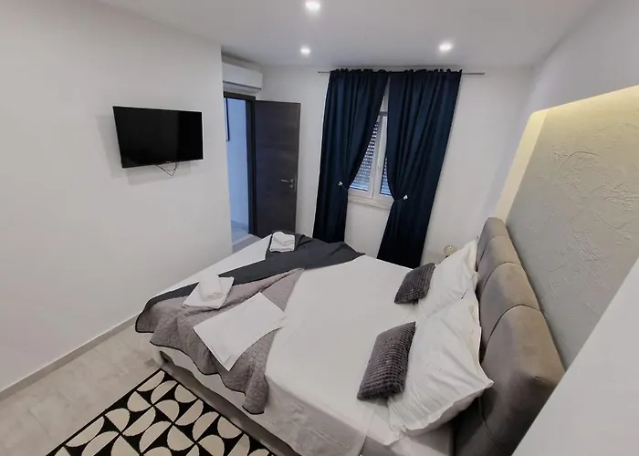 Casa Bella With Private Pool Vakantiehuis *