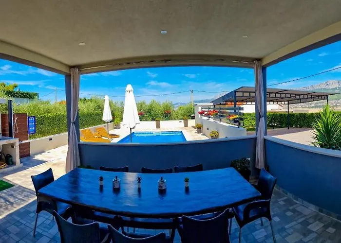 Vakantiehuis Casa Bella With Private Pool Split