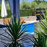 Casa Bella With Private Pool Ferienhaus *