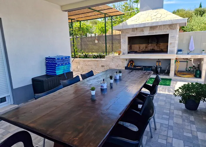 Casa Bella With Private Pool Feriehus Split